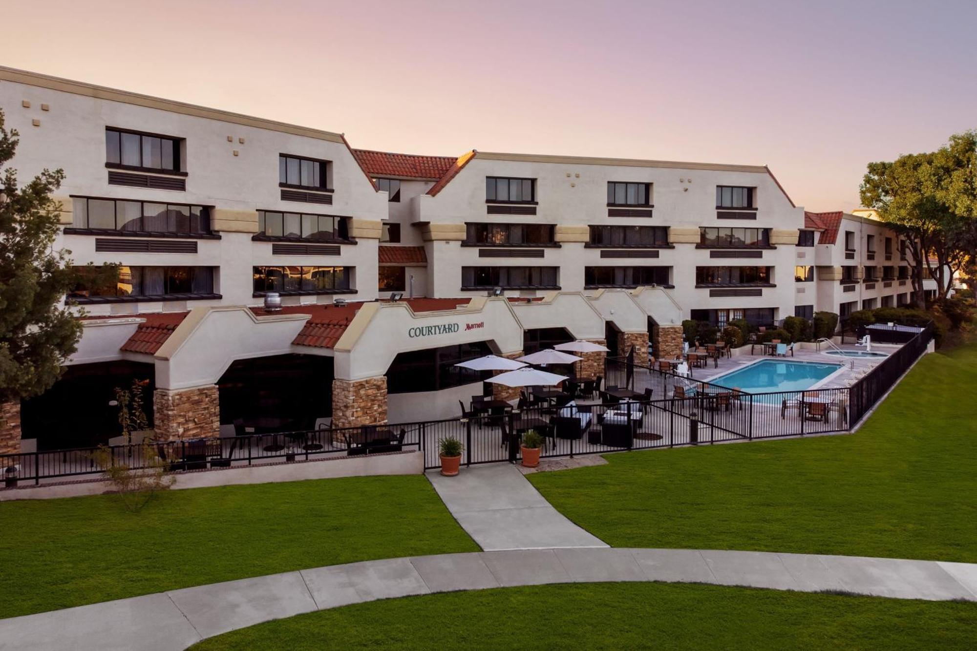 Courtyard By Marriott San Diego Rancho Bernardo Экстерьер фото