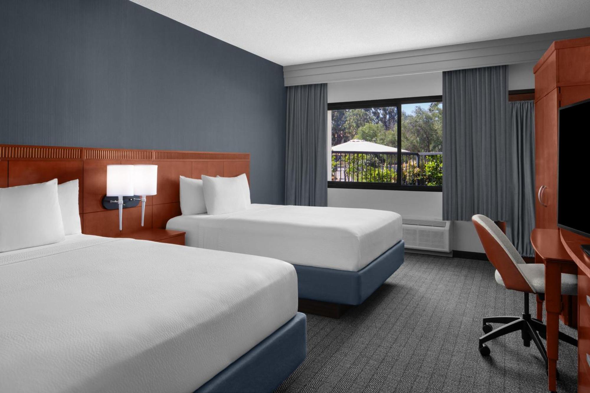 Courtyard By Marriott San Diego Rancho Bernardo Экстерьер фото